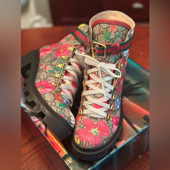 Gucci Shoes - ❌SOLD❌GUCCI
GG Supreme Monogram Flora Lace Up Combat Ankle Boots 37
